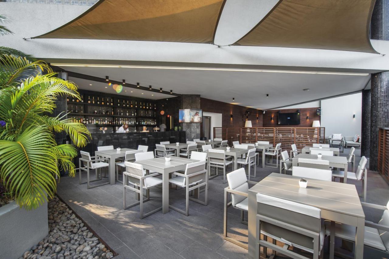 Hotel Tropico Луанда Екстериор снимка