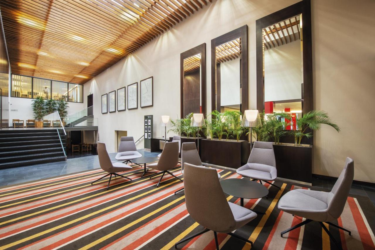Hotel Tropico Луанда Екстериор снимка